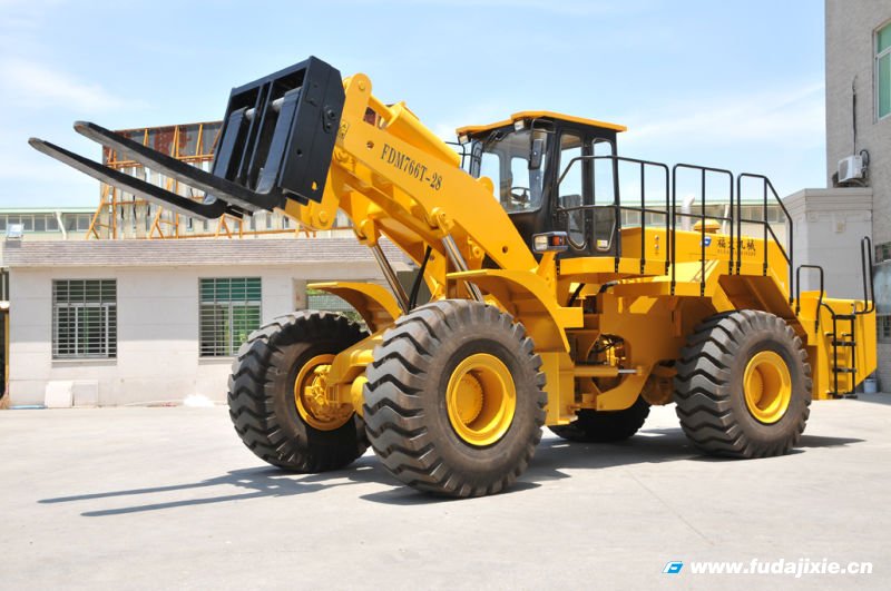 欧冠买球推荐_欧冠（中国）
28吨轮式叉装车通过福建省新产品新技术